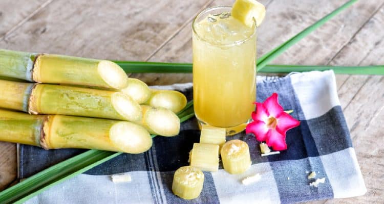 Pregnant women drink cane juice during pregnancy: Benefits and precautions