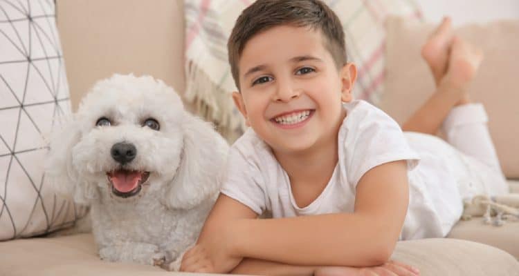 Wie ist es für Kinder sicher, alleine zu Hause zu bleiben?