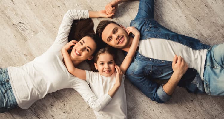 Befreien Sie sich von der Angst, Kindern Schaden zuzufügen, wenn Sie ihnen frühzeitig die Körperteile beibringen