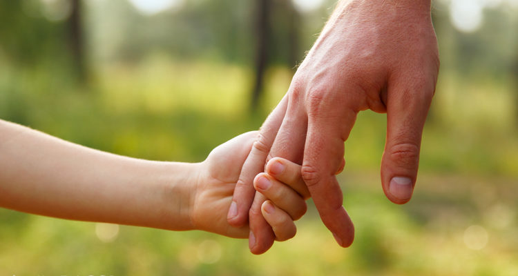 ¿Son las manchas blancas en las uñas una preocupación en los niños?