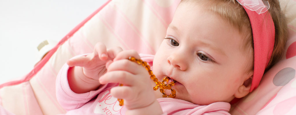 Is amber necklace for babies really as good as the rumors say?