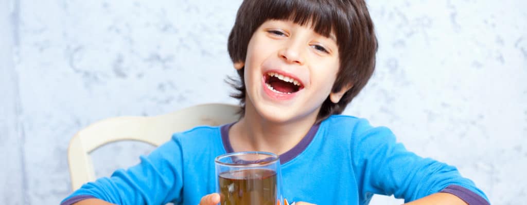 Efectos secundarios del té verde en niños