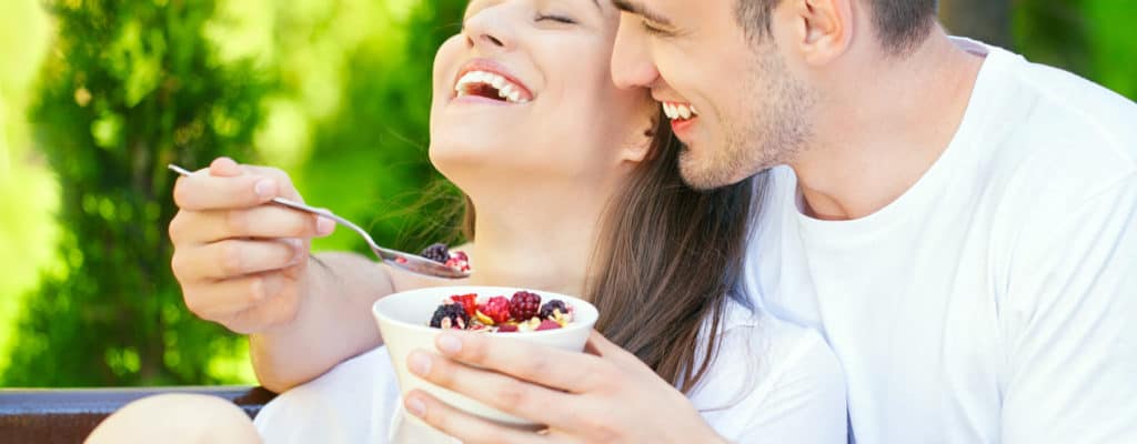 10 gute Lebensmittel für den Prozess der Empfängnis Paare müssen sich erinnern