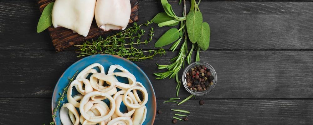Should pregnant women eat squid, how to eat safely for both mother and baby?