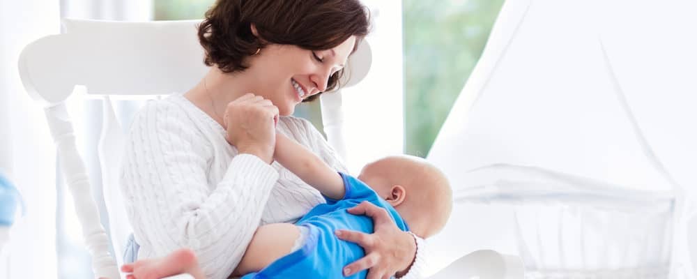 7 عادات سيئة عند الرضاعة