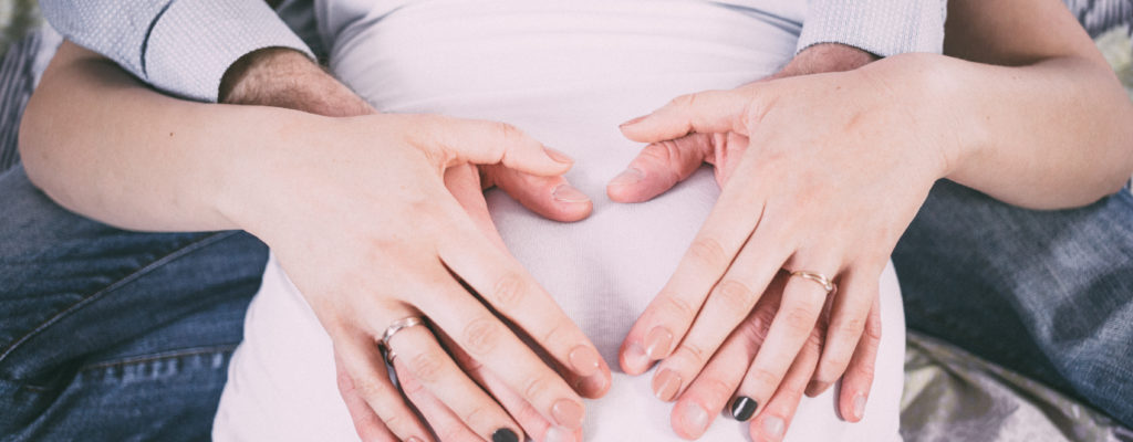 妊娠のための4つのシンプルで簡単で効果的なヒント！