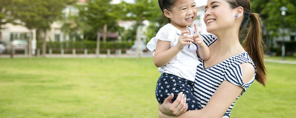 Aiutare i bambini di 2 anni a sviluppare il linguaggio in modo malinconico