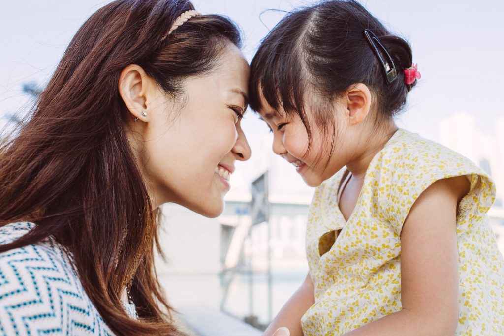 ヘルプ式で良い子供たちを教える