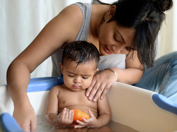 6 notes to properly bathe your baby in ginger water