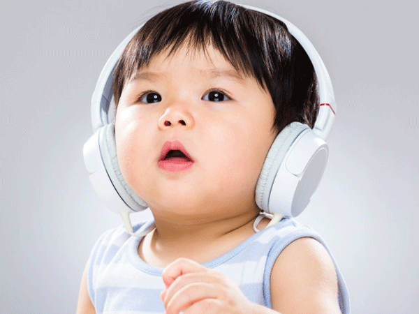 Listening to baroque music helps to stimulate the childs brain