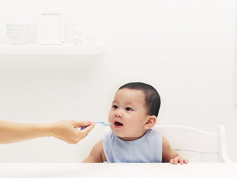 Cosa può mangiare un bambino di 7 mesi per crescere velocemente come Thanh Giong?
