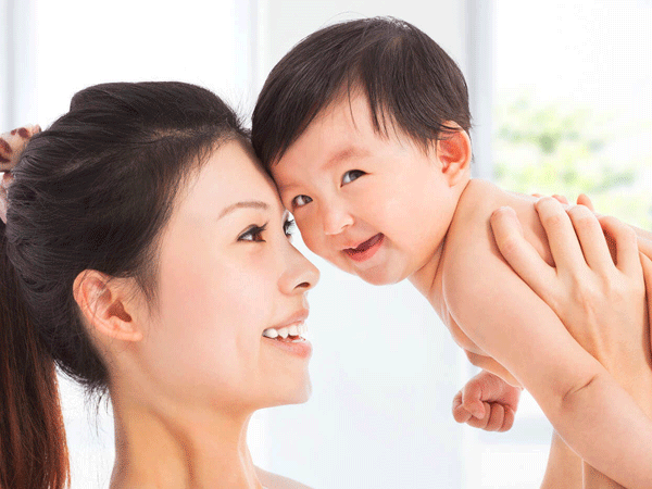 4 reasons to fall back to explain why babies like mothers to pamper