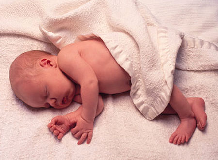 Babies sleeping a lot, feeding less: What tips for mothers?