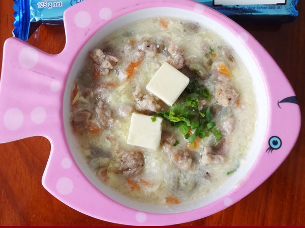 How to cook porridge for baby food according to each age
