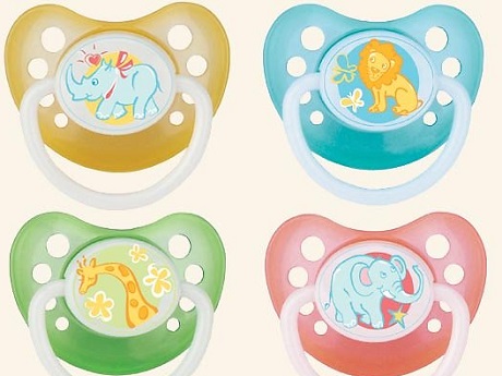 Pacifiers: Should children use it?