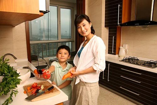Share housework when raising children