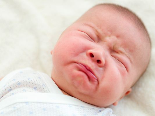 Babies do not sleep deeply or startled: Mom, dont worry!