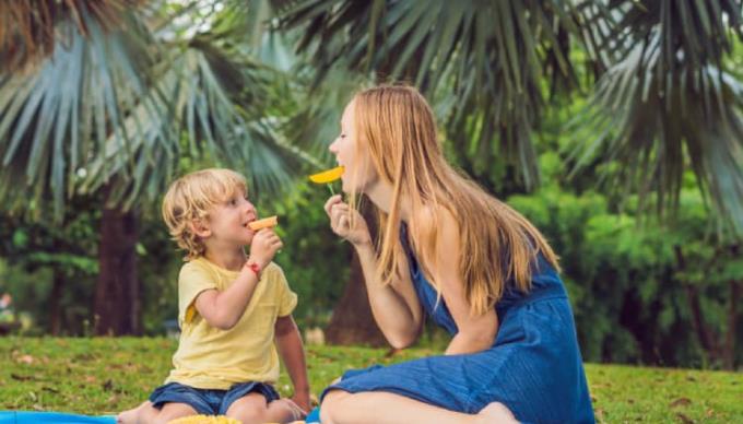 Effekten av ananas på barns helse: Det er mange fordeler, men ikke mindre skade!