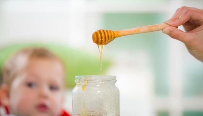 Přečtěte si, jak účinně léčit dětský kašel doma
