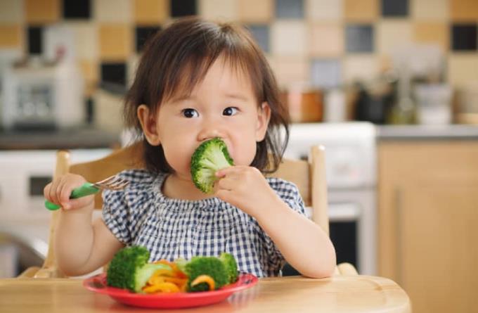 Na co musí rodiče pamatovat při krmení vegetariánských dětí