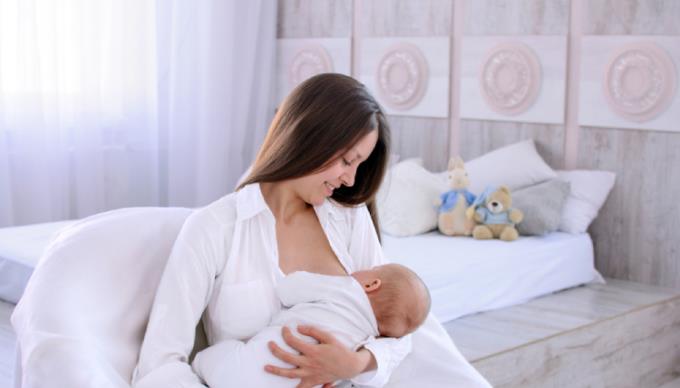 Je bezpečné používat stimulanty mateřského mléka pro matku a dítě?