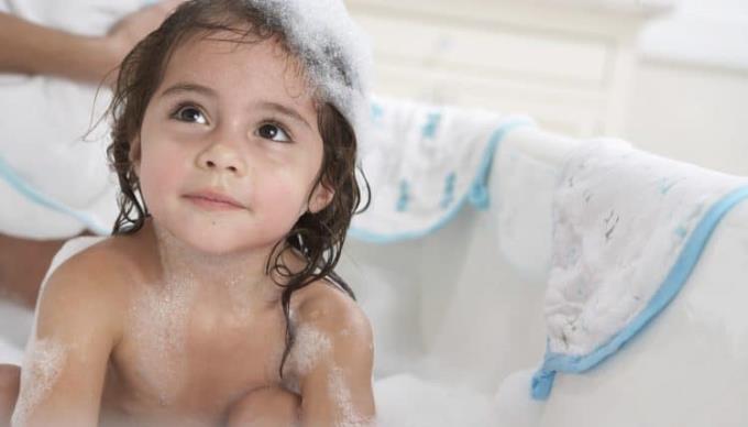 Wann können Eltern ihre Kinder Lehm spielen lassen?