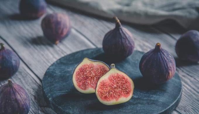 Usos de les figues per a dones embarassades i notes per conèixer