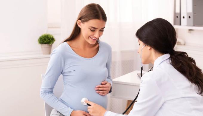 10 důvodů, proč mají těhotné ženy během těhotenství bolesti v podbřišku
