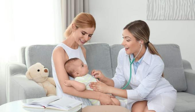 How to wean a baby and 5 reasons mothers can stop breastfeeding