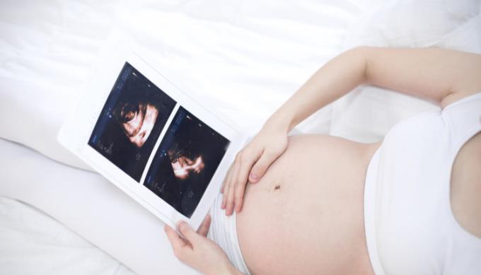 Schwangerschaftsultraschall und 7 Dinge, die Sie vor der Durchführung wissen sollten