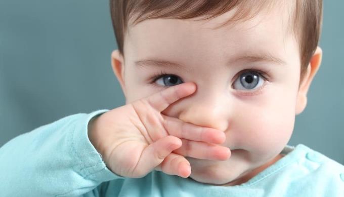 9 příčin krvácení z nosu u dětí a vědecká léčba