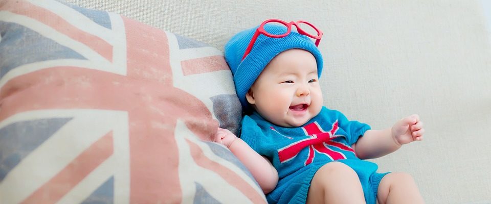 Dekódolja babája 7 testbeszédét, és hogyan kezelje őket