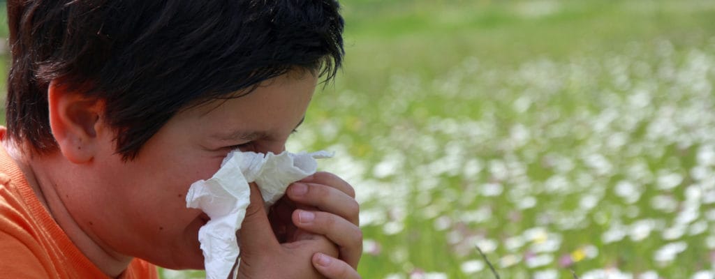 Kaj naj storijo starši, ko ima njihov otrok sinusitis?