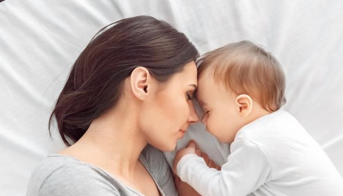 18 tips to help you cope when your baby is fussy