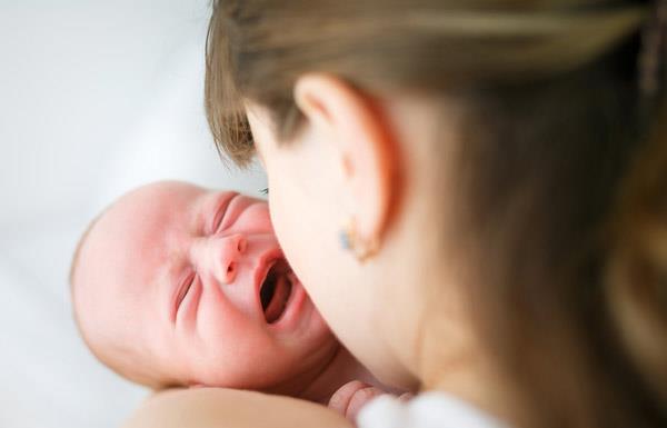 7 vanlige årsaker til at babyer ikke sover godt