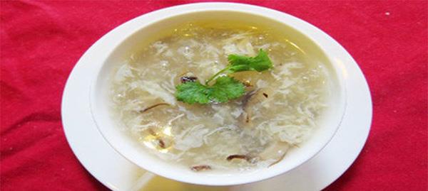 How to cook chicken soup for baby is delicious and nutritious