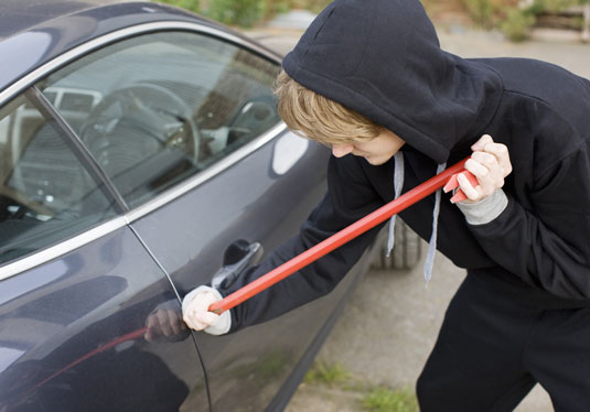 Tipps, wenn Ihre Schlüssel in einem Auto gesperrt sind | afamilytoday.com