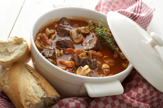 燉牛肉（Boeuf Bourguignonne）